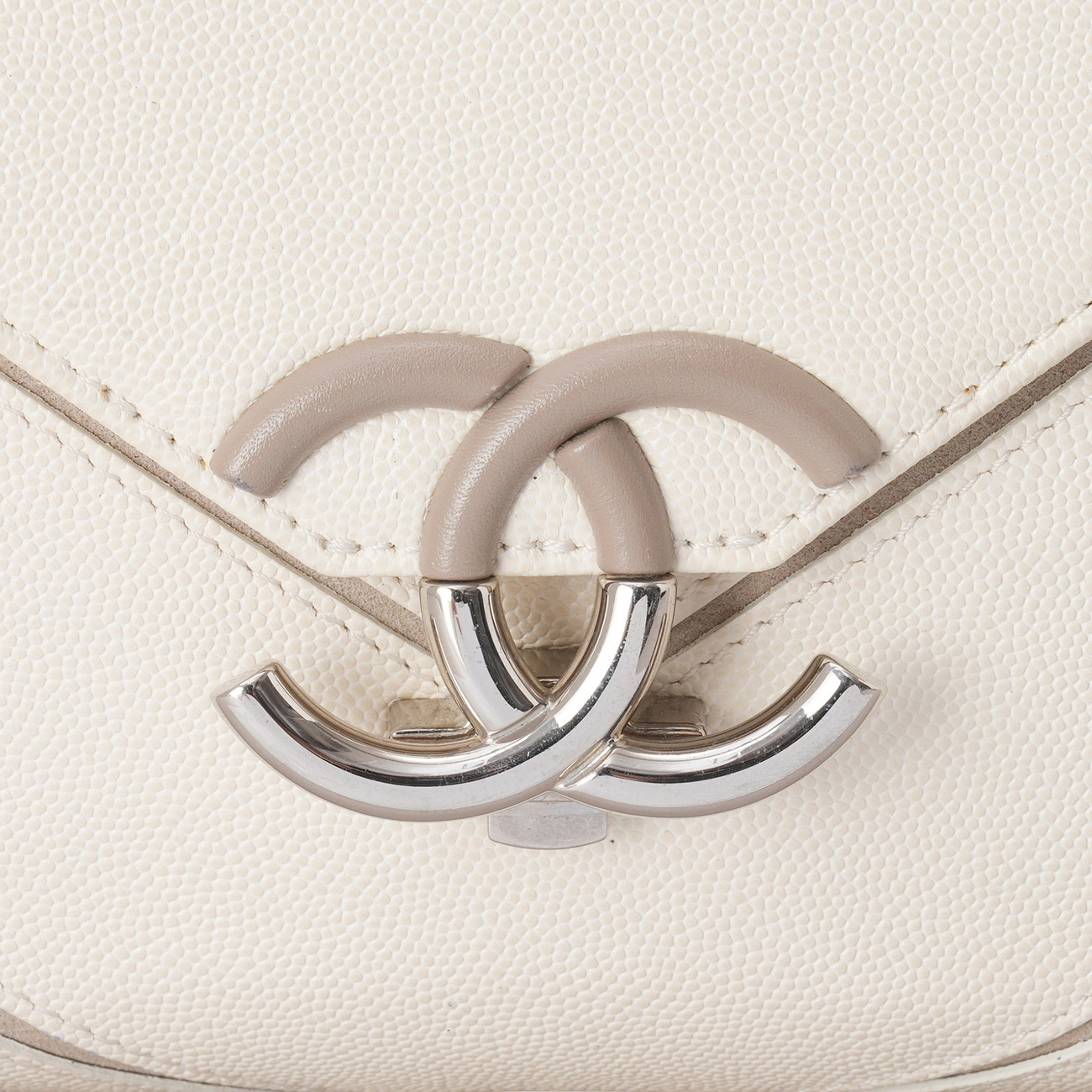 CHANEL(USED)샤넬 캐비어 시즌 쉐브론 CC 숄더백