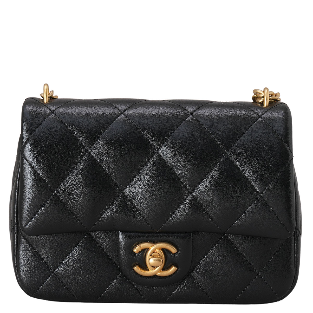 CHANEL(USED)샤넬 AS3829 하트볼 뉴미니 크로스백