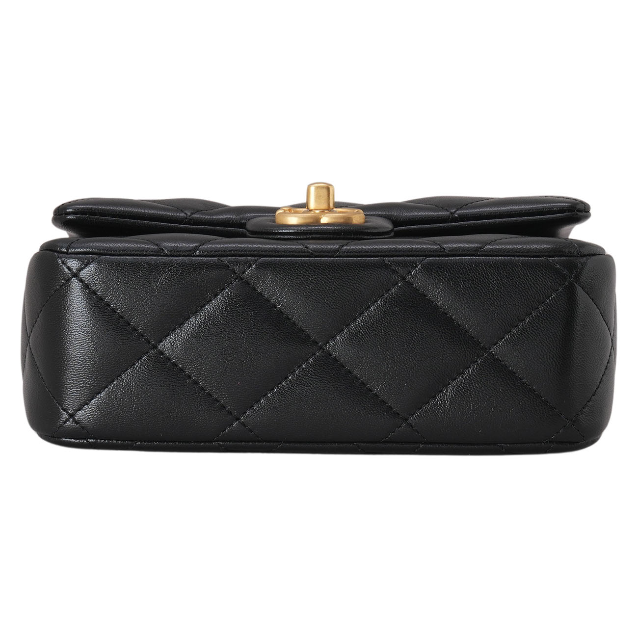 CHANEL(USED)샤넬 AS3829 하트볼 뉴미니 크로스백