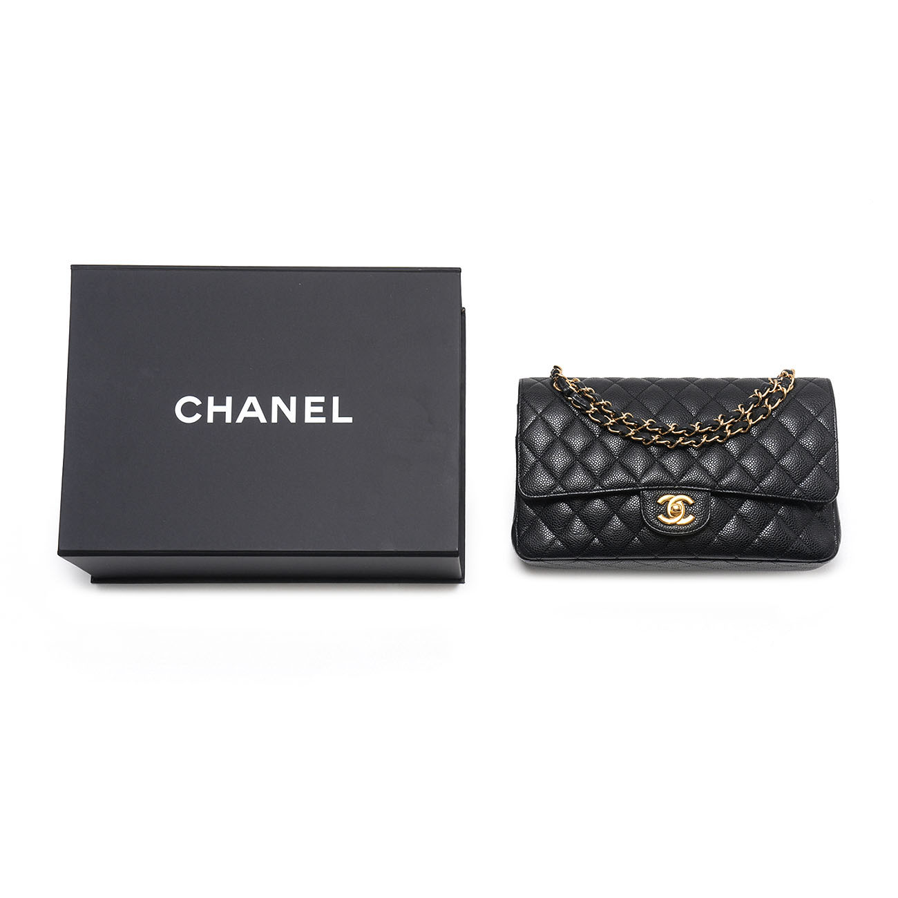 CHANEL(USED)샤넬 캐비어 클래식 미듐 블랙금장