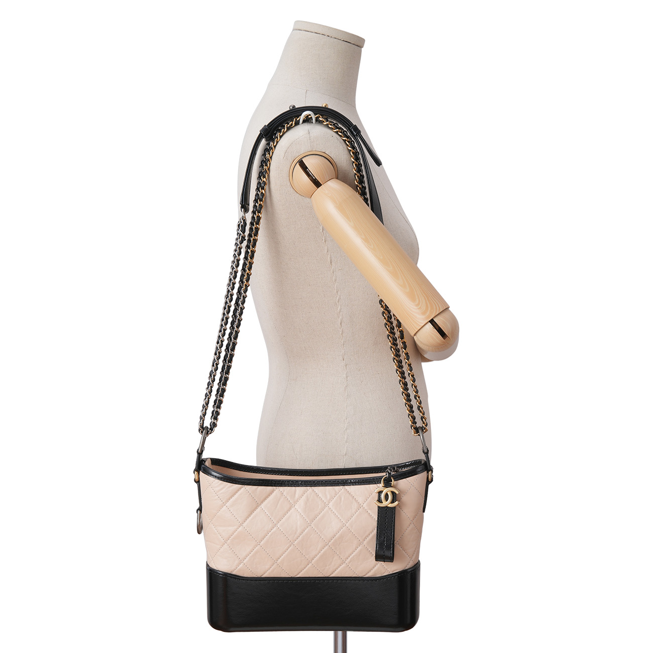 CHANEL(USED)샤넬 가브리엘 호보 뉴미듐