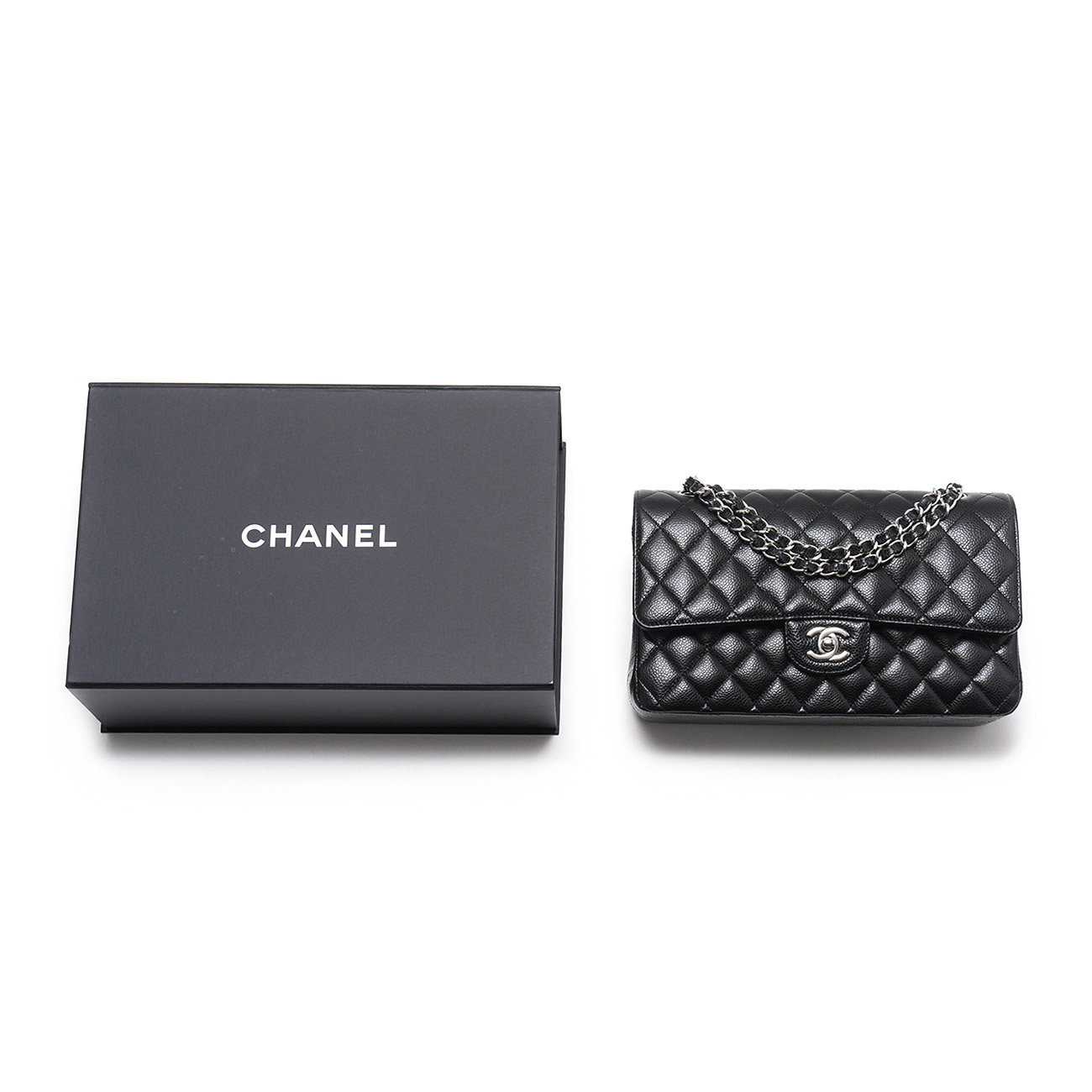 CHANEL(USED)샤넬 캐비어 클래식 미듐 플랩백
