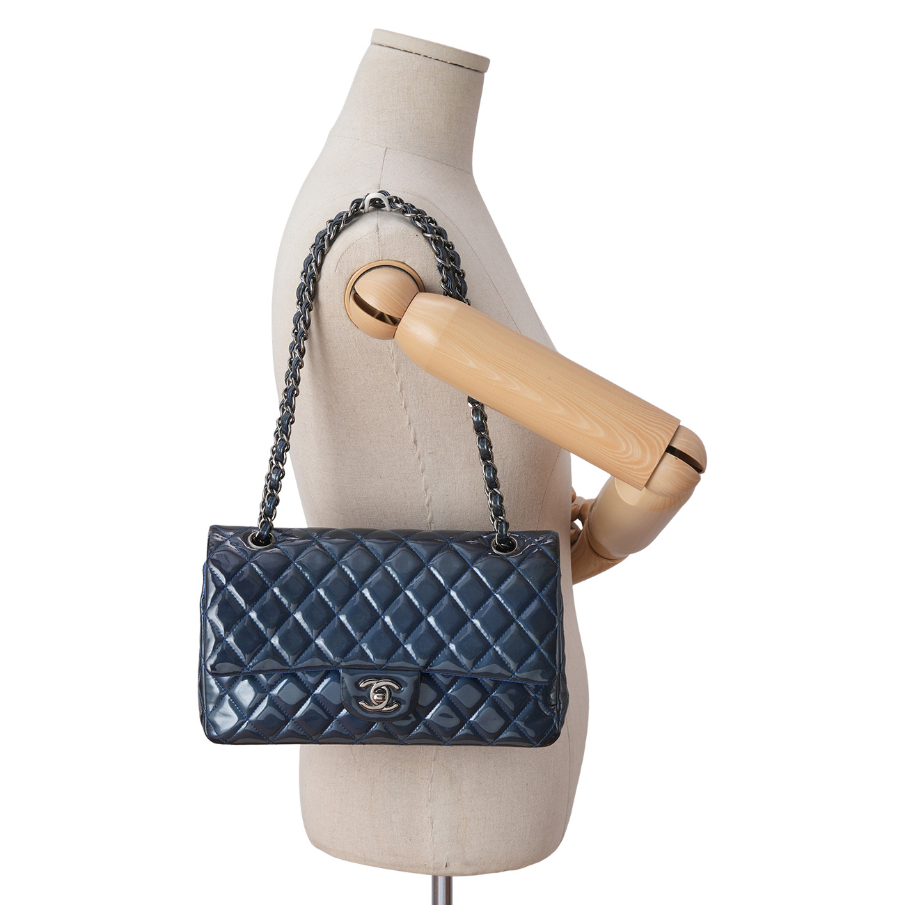 CHANEL(USED)샤넬 페이던트 클래식 미듐 플랩백
