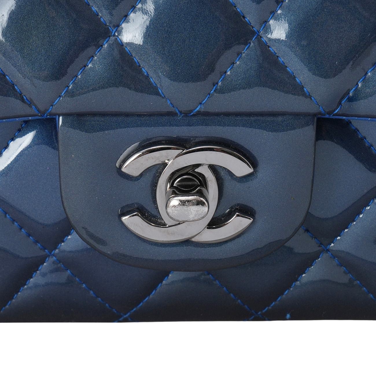CHANEL(USED)샤넬 페이던트 클래식 미듐 플랩백