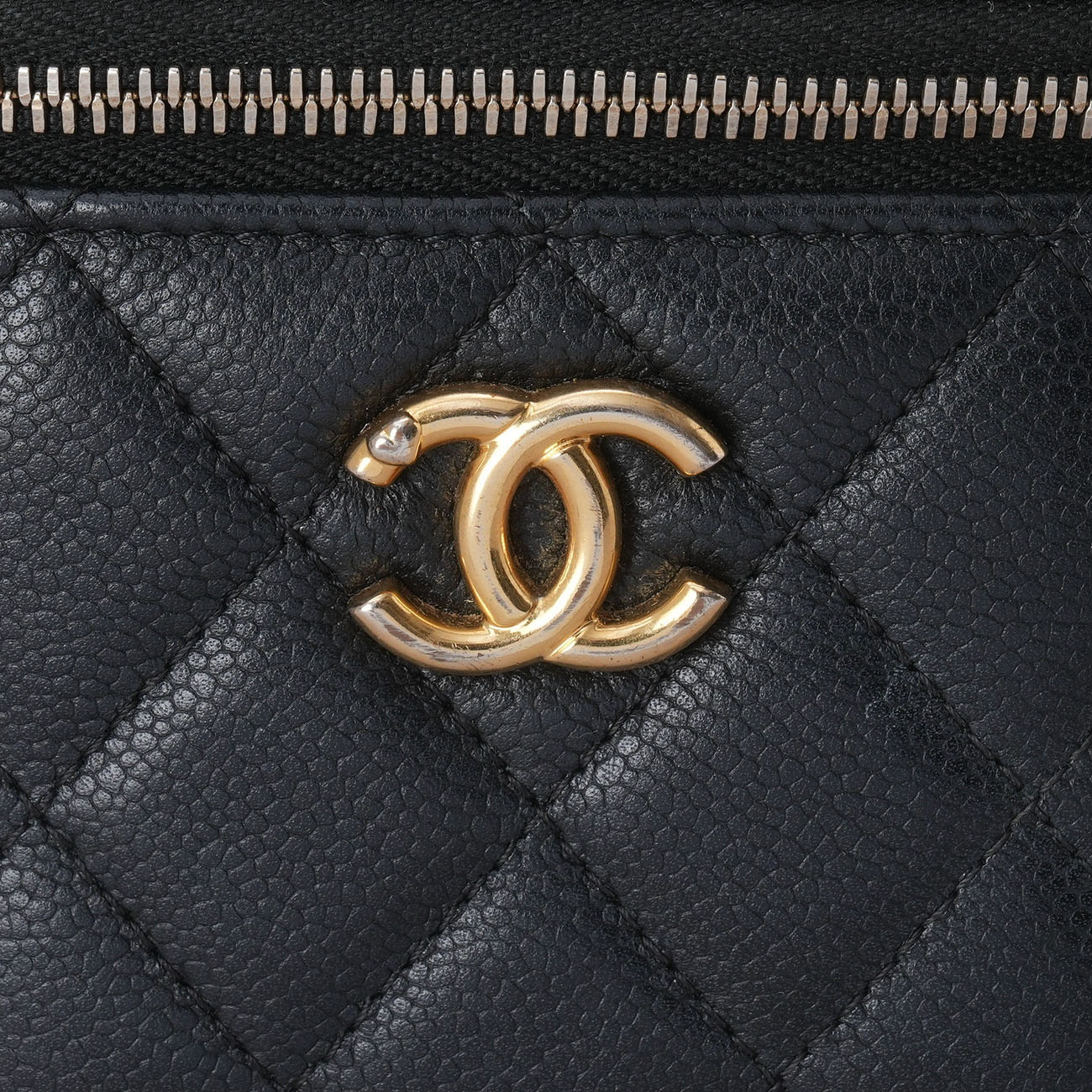 CHANEL(USED)샤넬 AP3203 캐비어 정사각 베니티 하트볼 체인 크로스백