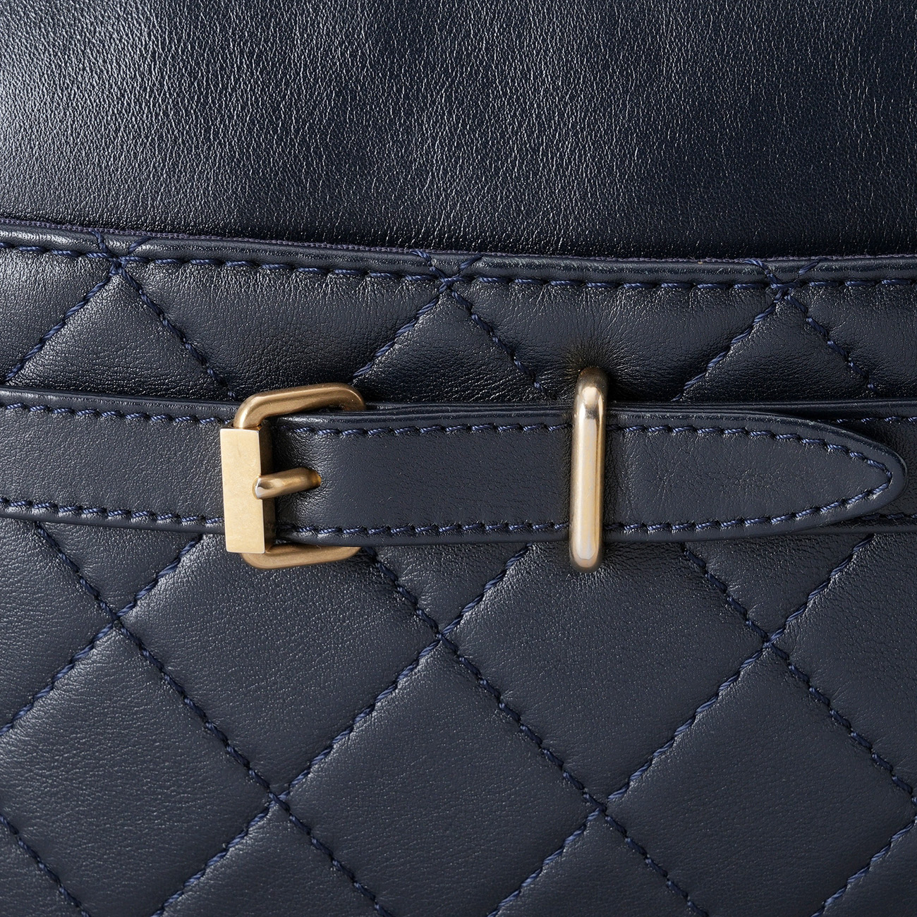CHANEL(USED)샤넬 시즌 벨트 카메라백