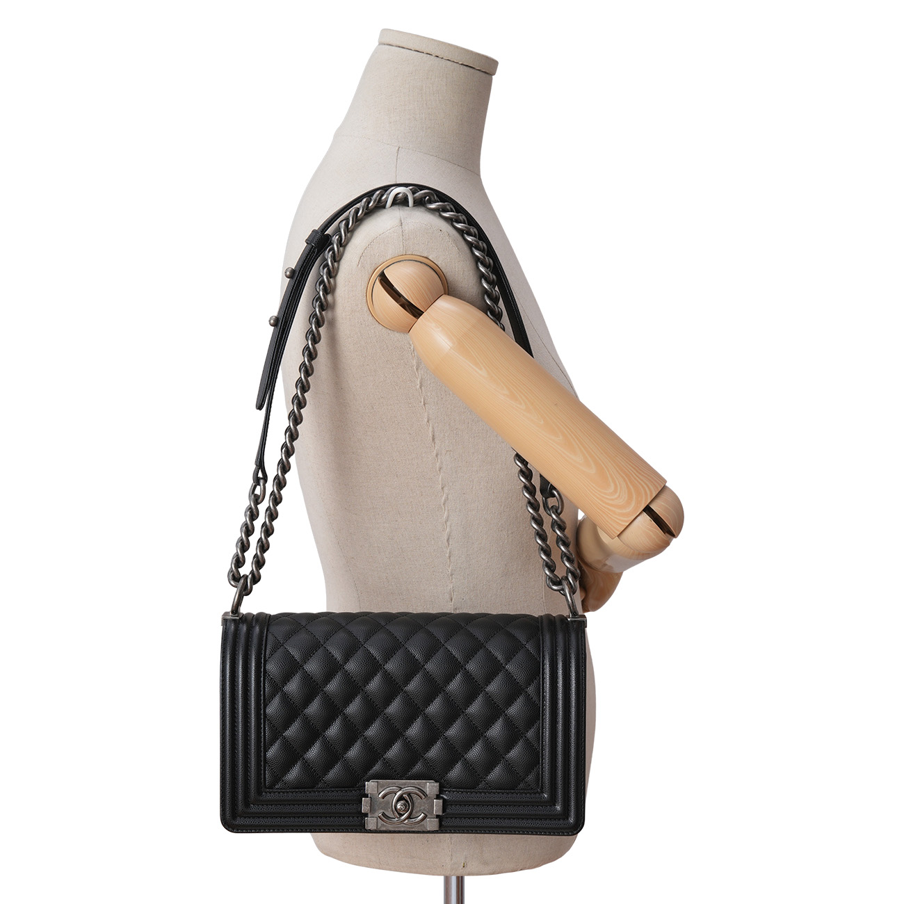 CHANEL(USED)샤넬 캐비어 보이샤넬 미듐 플랩백