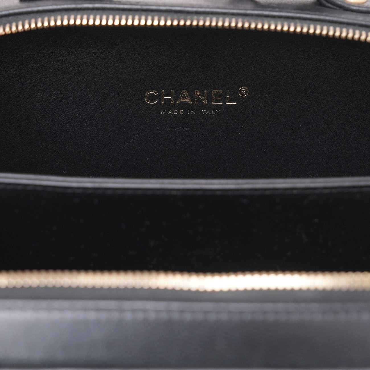 CHANEL(USED)샤넬 AS1785 시즌 필리그리 어라운드 체인 베니티 숄더백