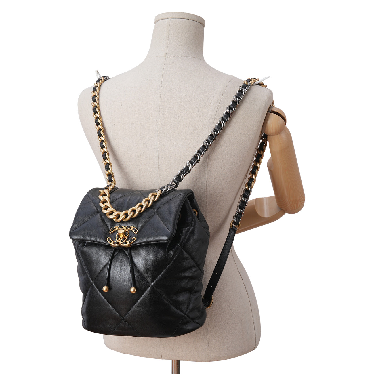 CHANEL(USED)샤넬 AS4223 19 백팩