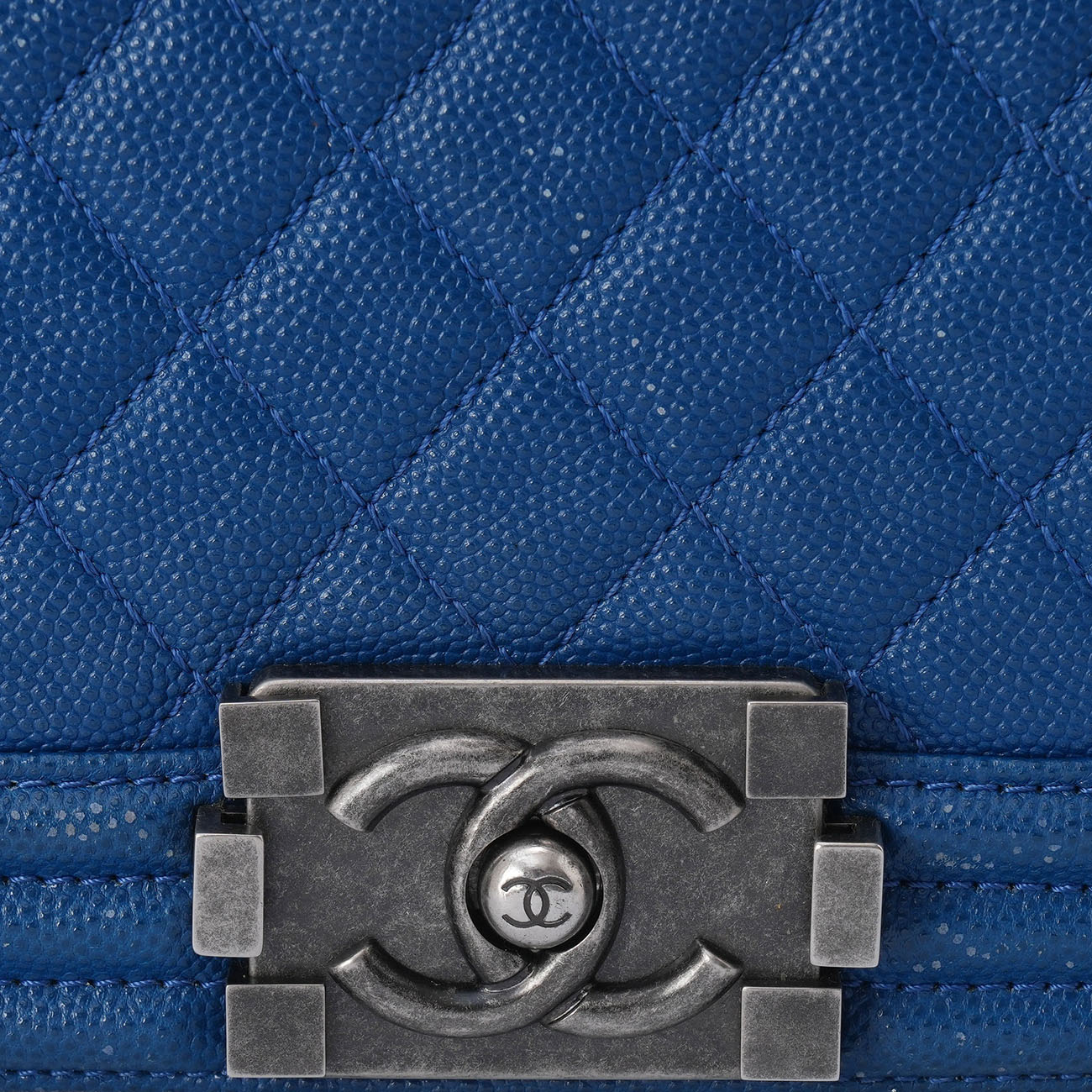 CHANEL(USED)샤넬 A92193 캐비어 보이샤넬 뉴미듐 플랩백