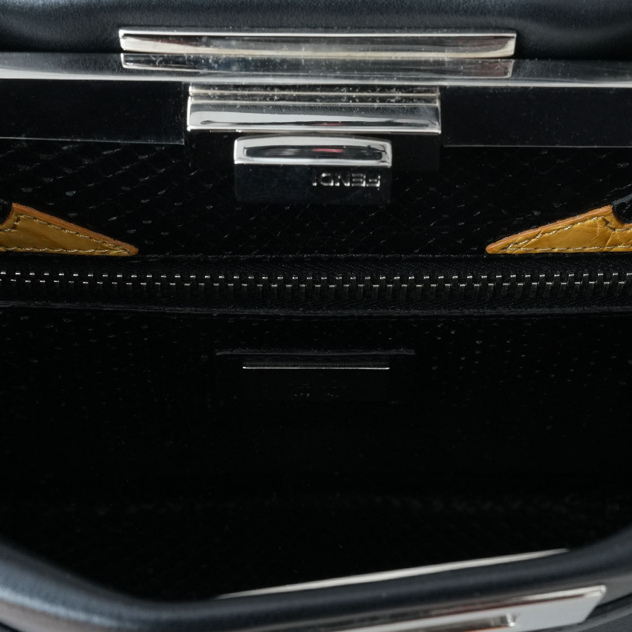 FENDI(USED)펜디 8BN290 피카부 아이코닉 미디움