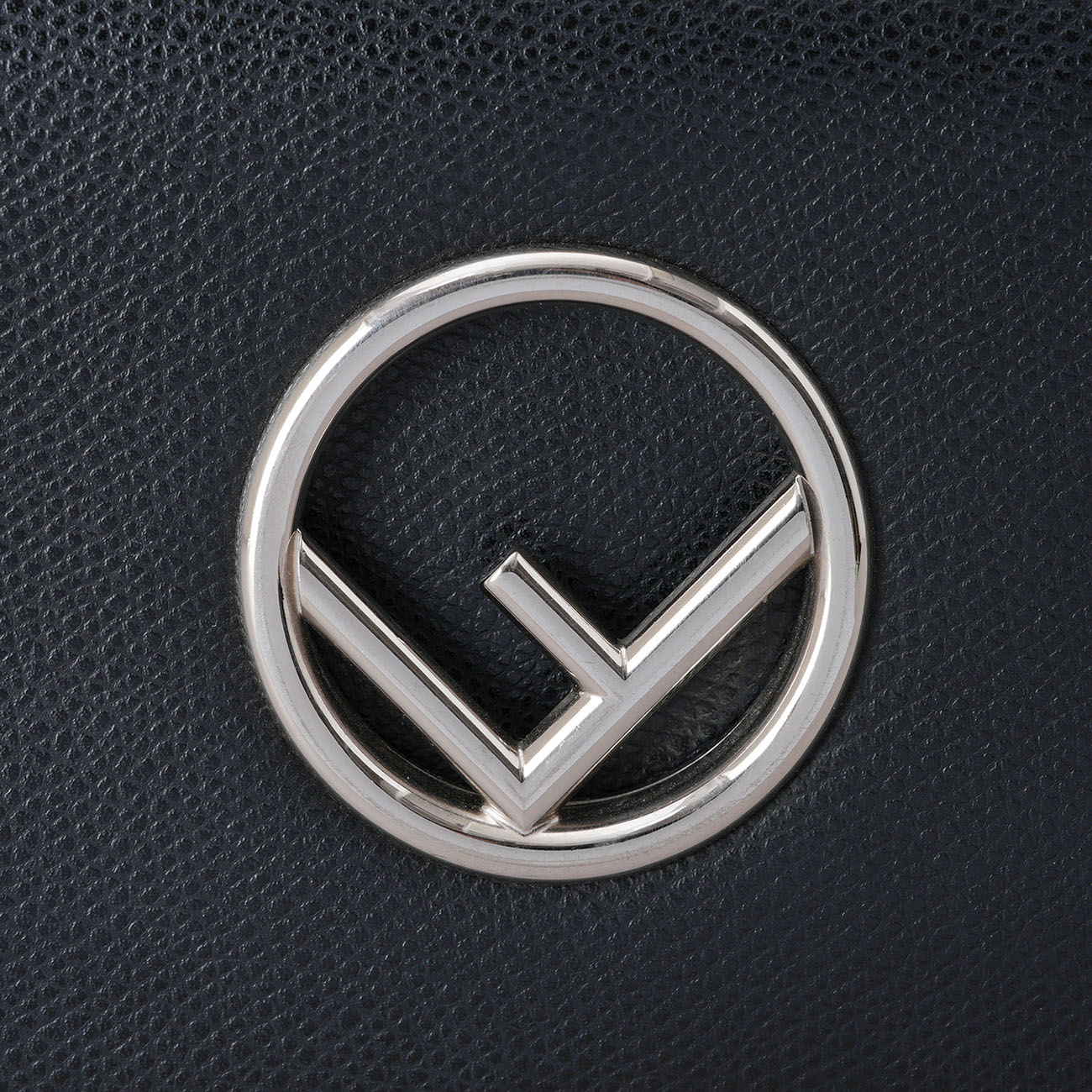 FENDI(USED)펜디 8BS024 칸아이 WOC
