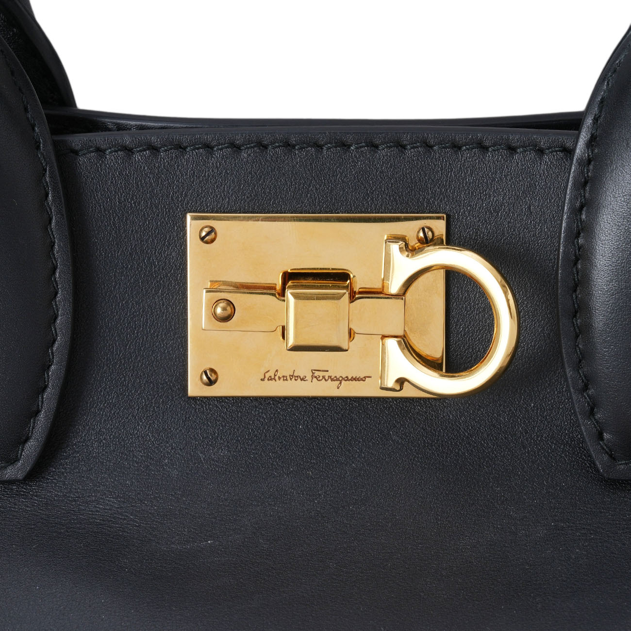 FERRAGAMO(USED)페레가모 스튜디오백