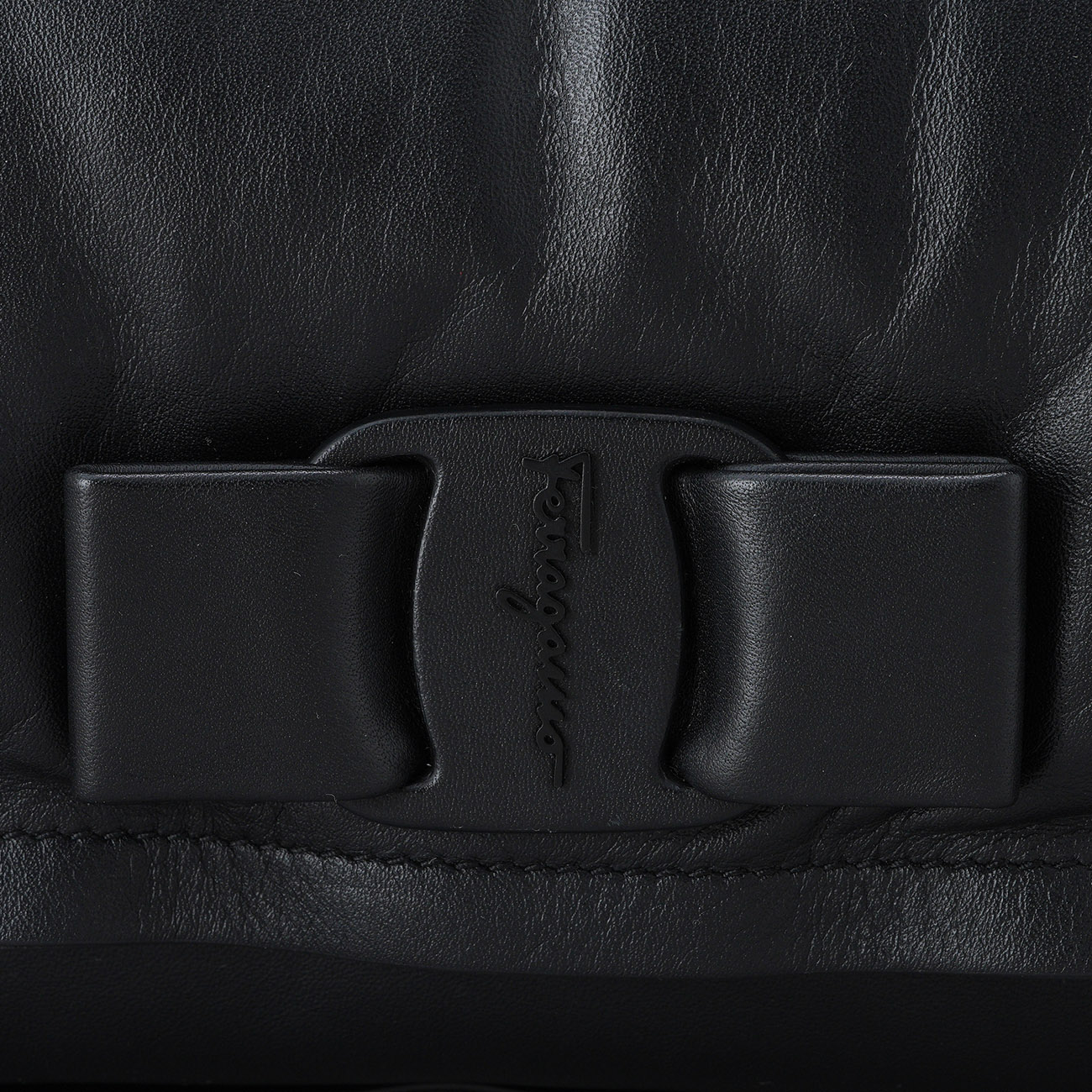FERRAGAMO(USED)페라가모 21 I287 비바 보우 숄더백