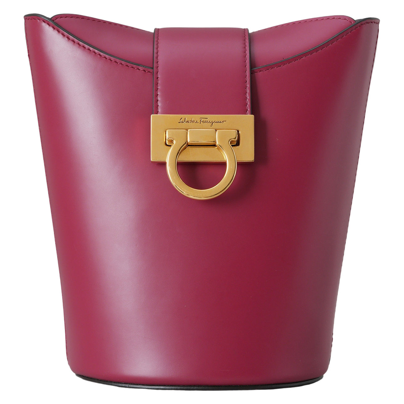 SALVATORE FERRAGAMO(USED)페레가모 간치니 트리폴리오 버킷