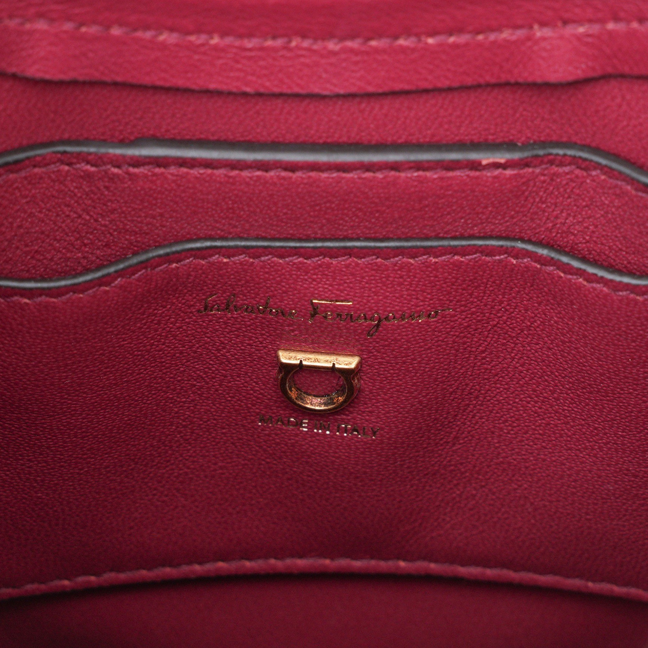 SALVATORE FERRAGAMO(USED)페레가모 간치니 트리폴리오 버킷