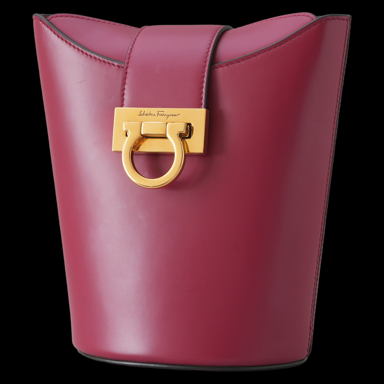 SALVATORE FERRAGAMO(USED)페레가모 간치니 트리폴리오 버킷