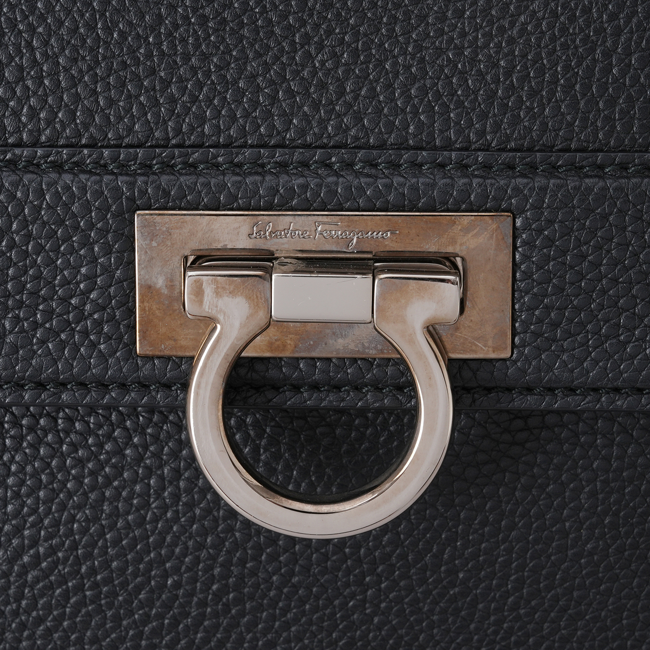 FERRAGAMO(USED)페레가모 소피아백