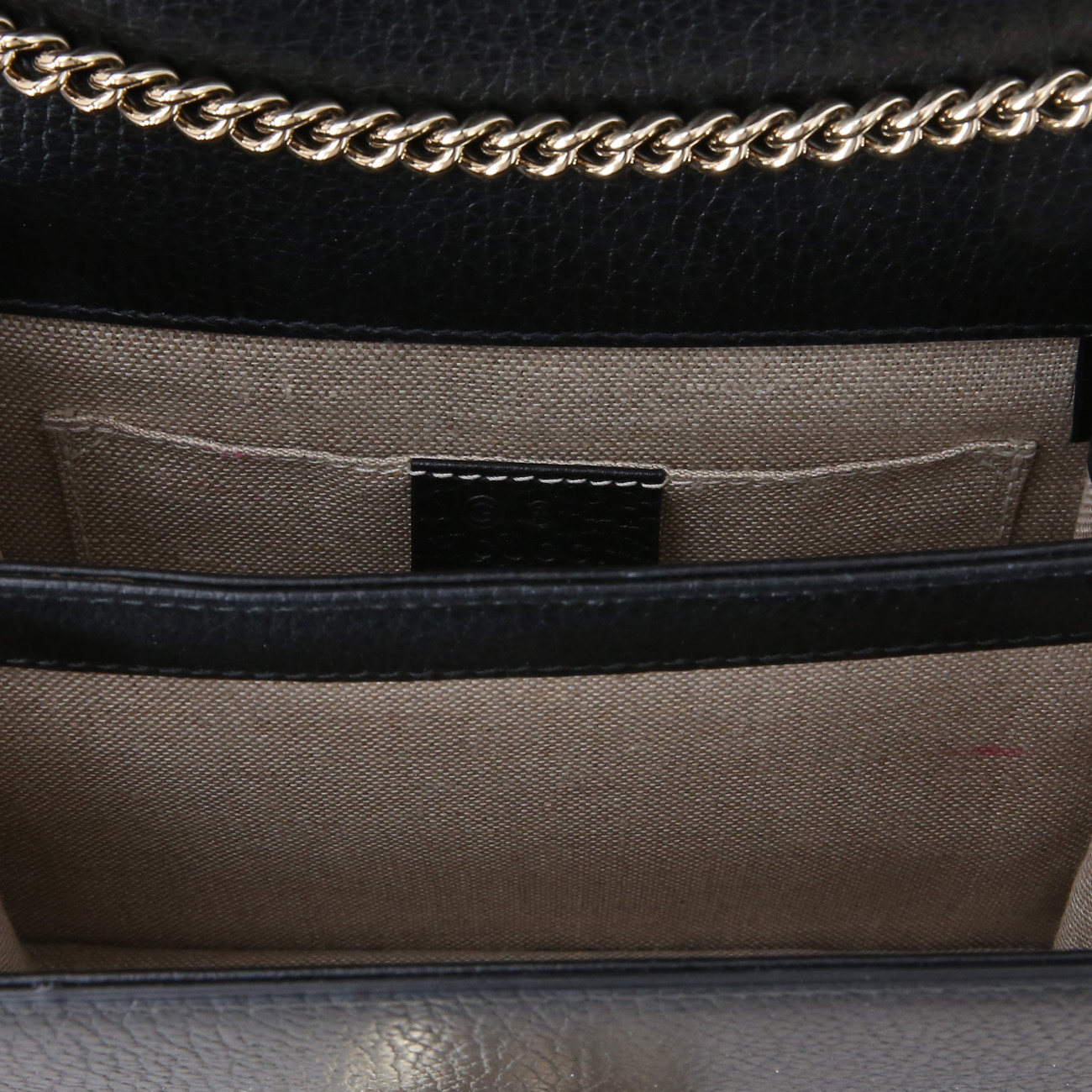 GUCCI(USED)구찌 510304 인터로킹 체인 숄더백