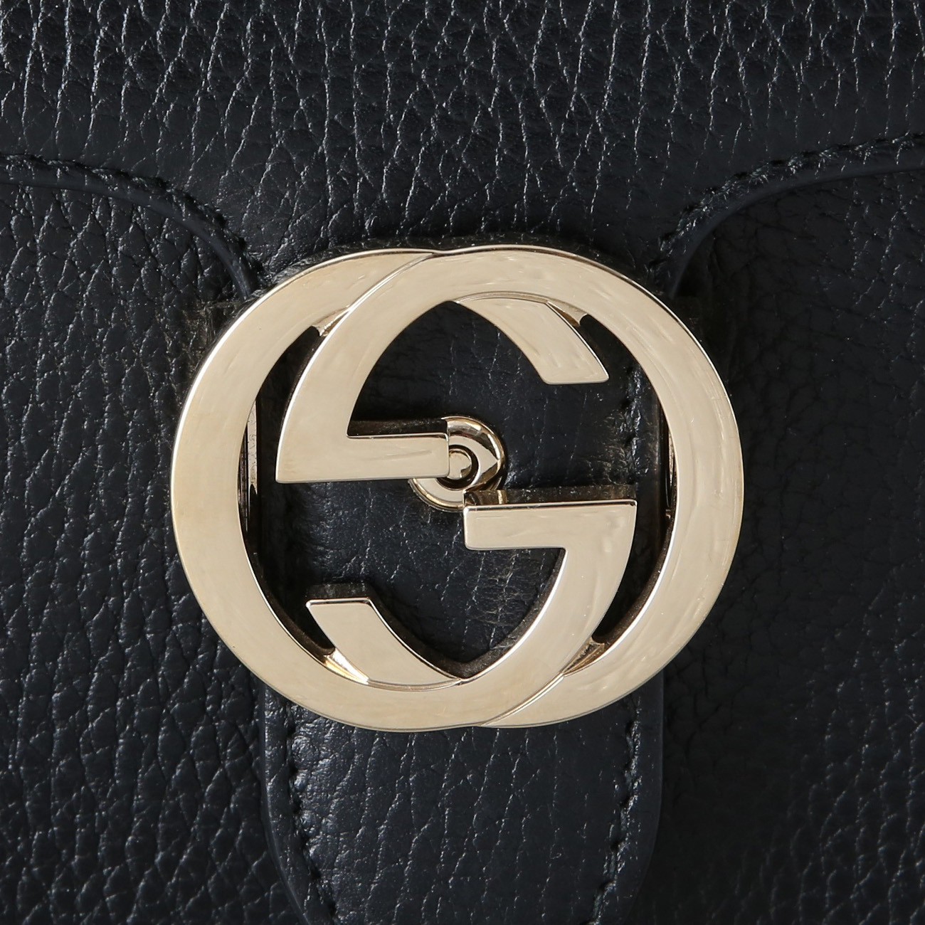 GUCCI(USED)구찌 510304 인터로킹 체인 숄더백