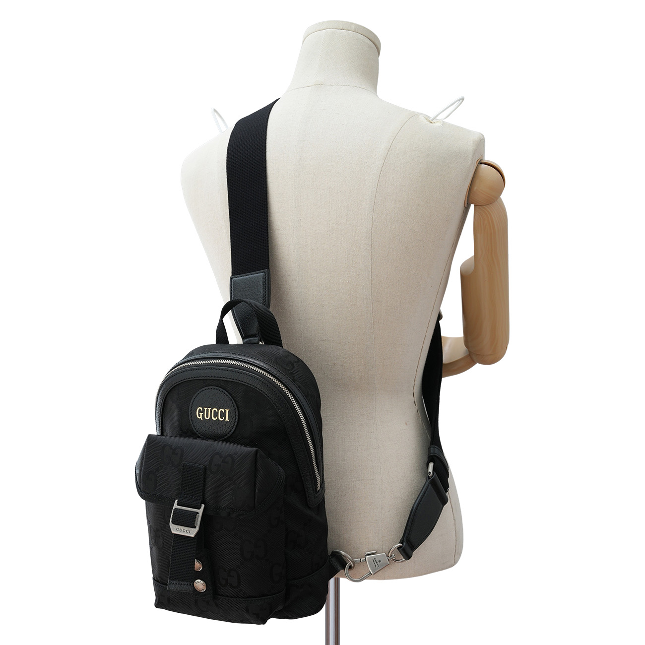 GUCCI(USED)구찌 658631 오프더 그리드 슬링백