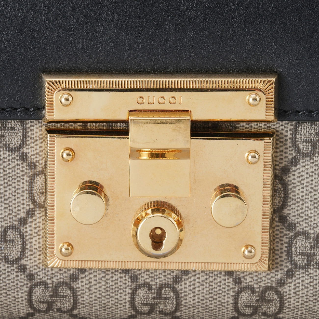 GUCCI(USED)구찌 409487 패들락 스몰 체인 숄더백