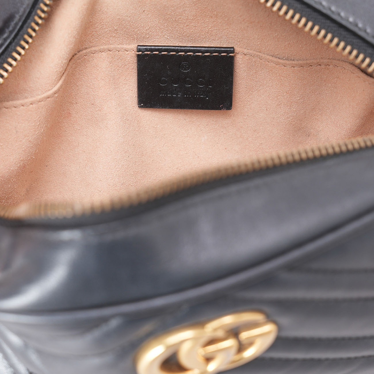 GUCCI(USED)구찌 448065 GG마몽 마틀라세 미니 카메라백