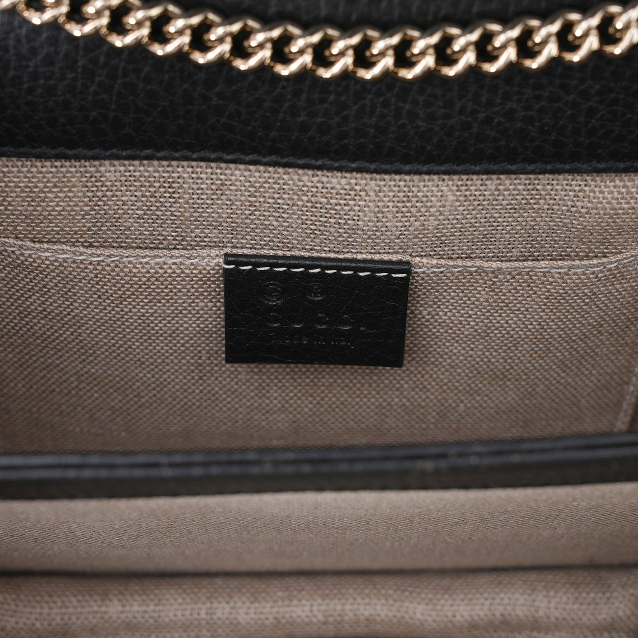 GUCCI(USED)구찌 510304 인터로킹 체인백