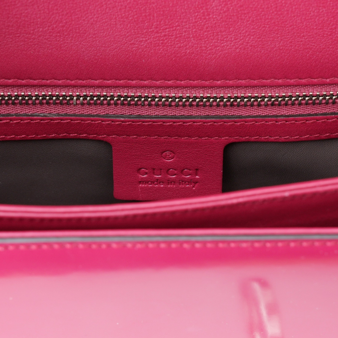 GUCCI(USED)구찌 387606 인터로킹 체인 숄더백