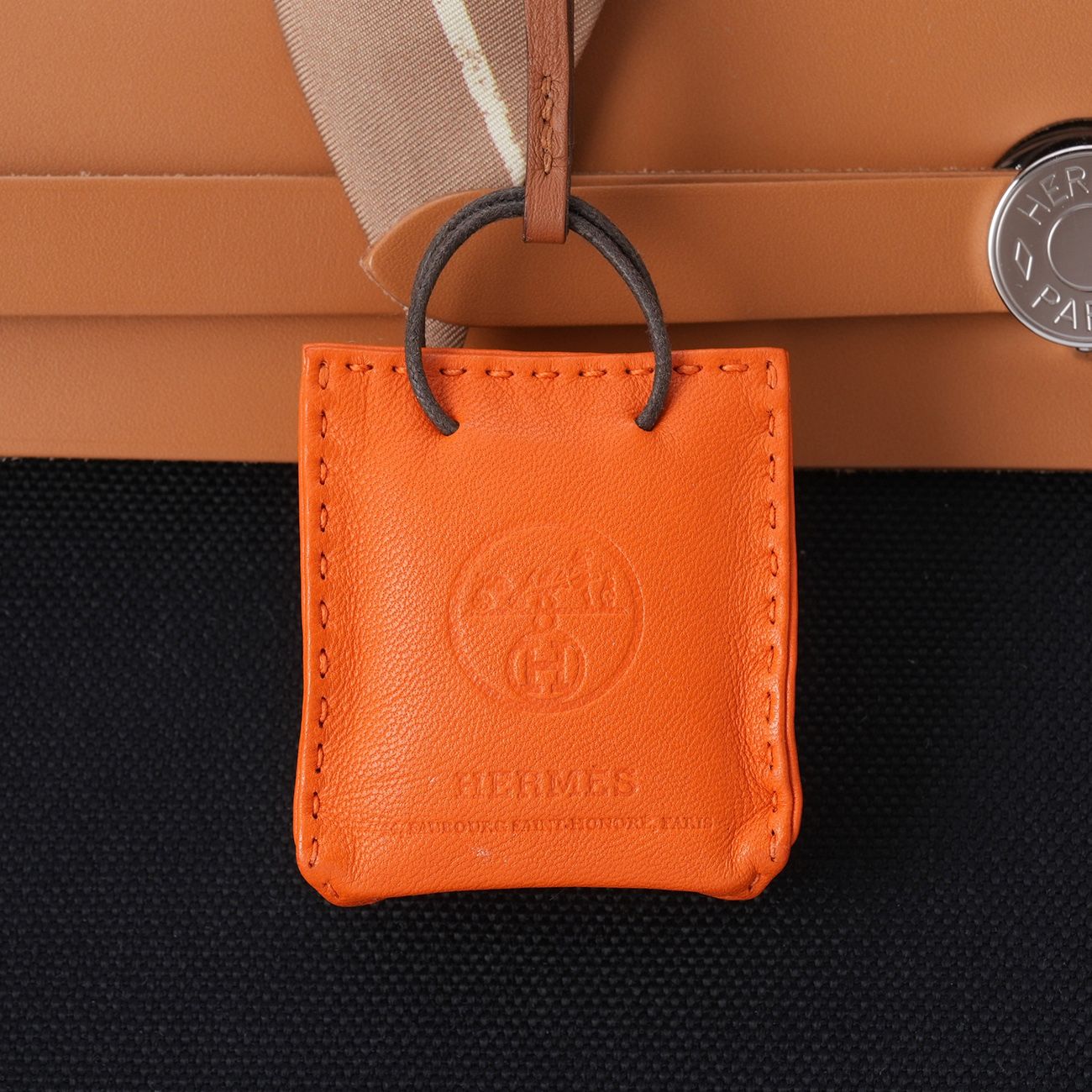 HERMES(USED)에르메스 에르백 39 느와 나뛰렐 사블르 은장 & 트윌리백참