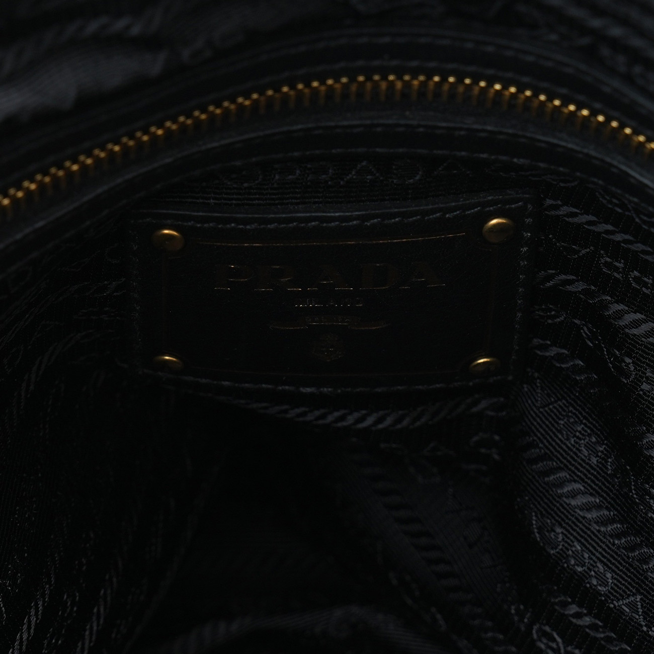 PRADA(USED)프라다 레더 숄더백