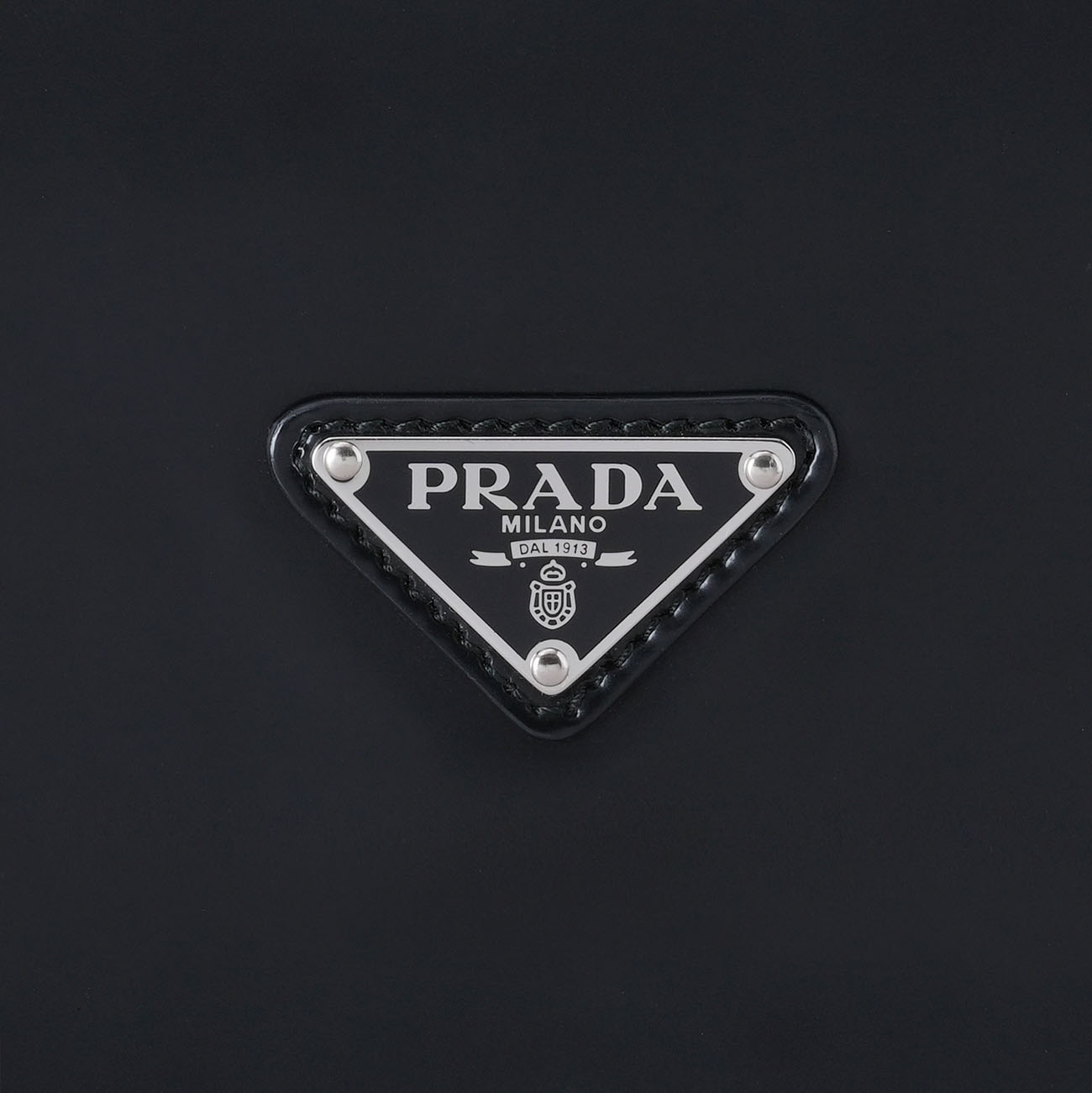 PRADA(USED)프라다 1BD307 삼각로고 브러시드 레더 체인 숄더백