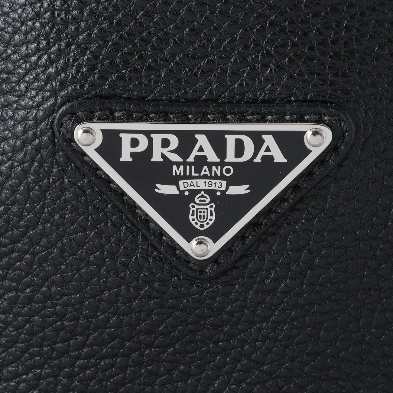 PRADA(USED)프라다 트라이앵글 레더 크로스백