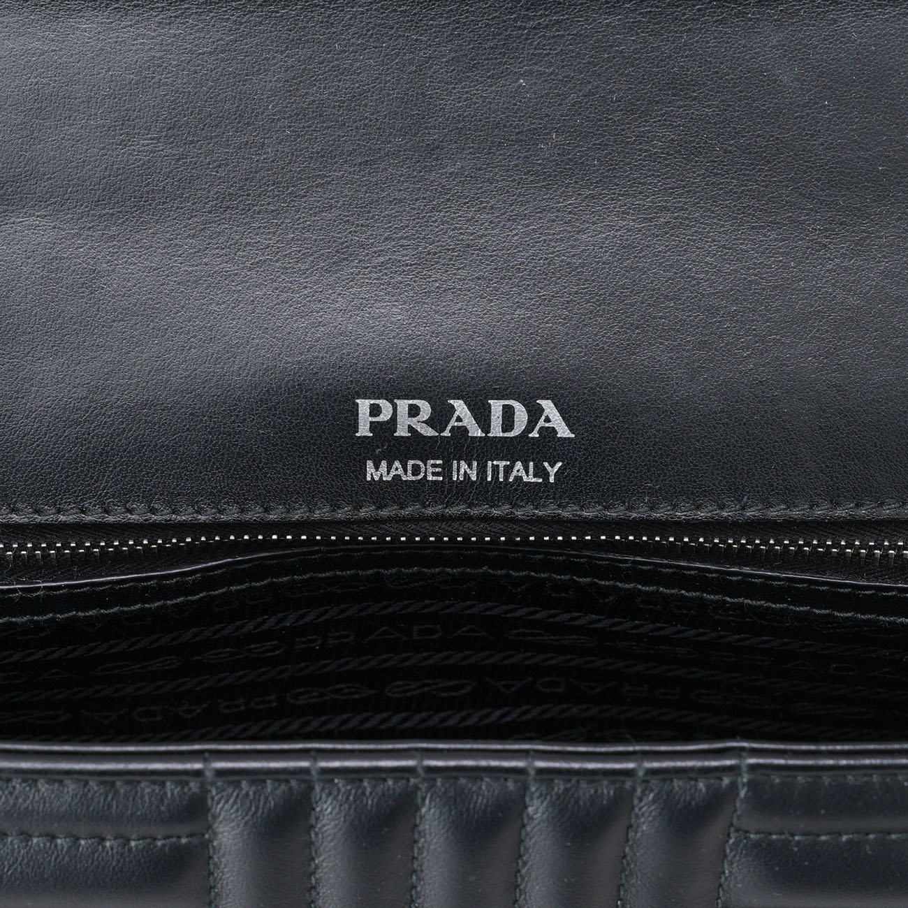 PRADA(USED)프라다 1BD135 다이아그램 체인 숄더백