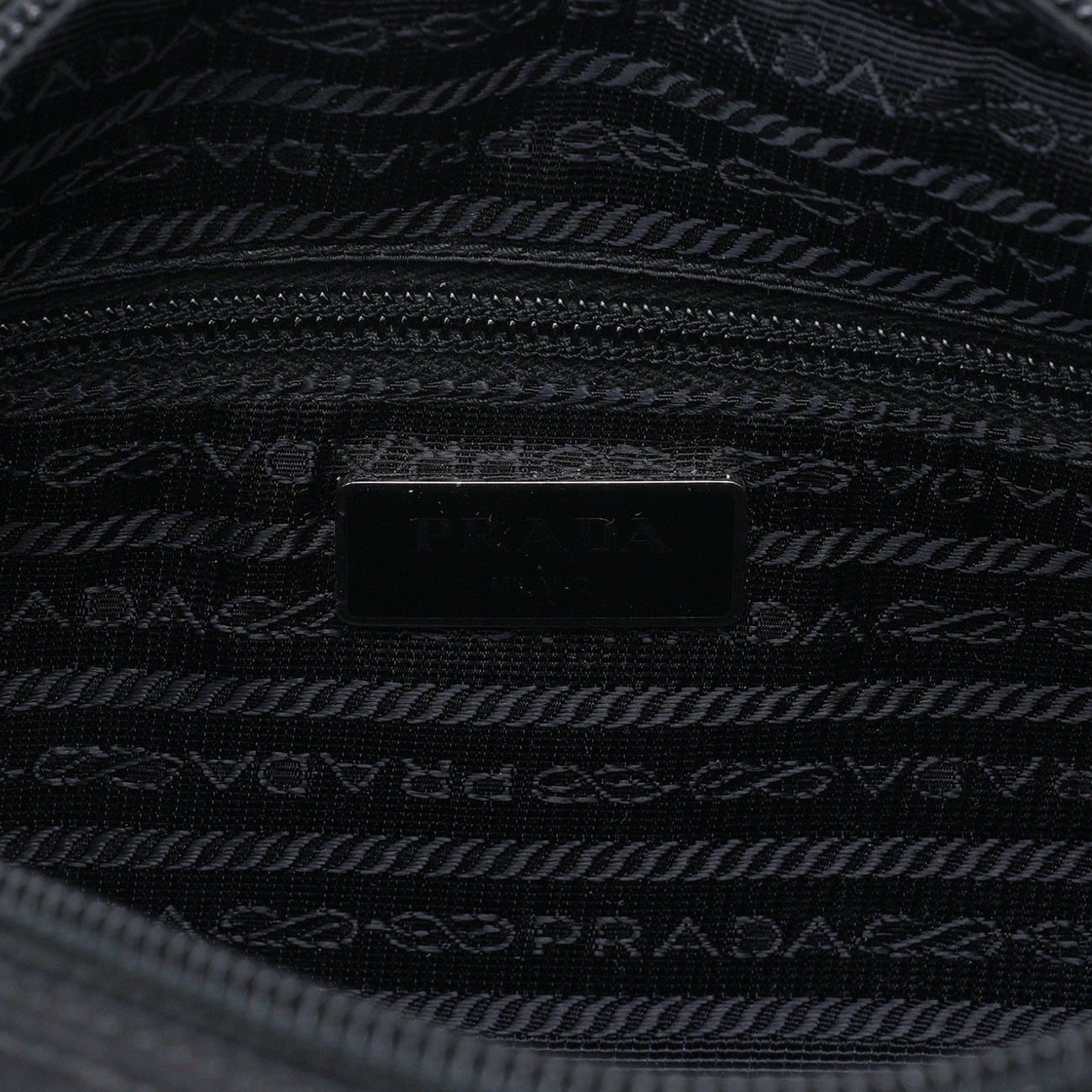 PRADA(USED)프라다 1BC167 나일론 메신저백 블랙