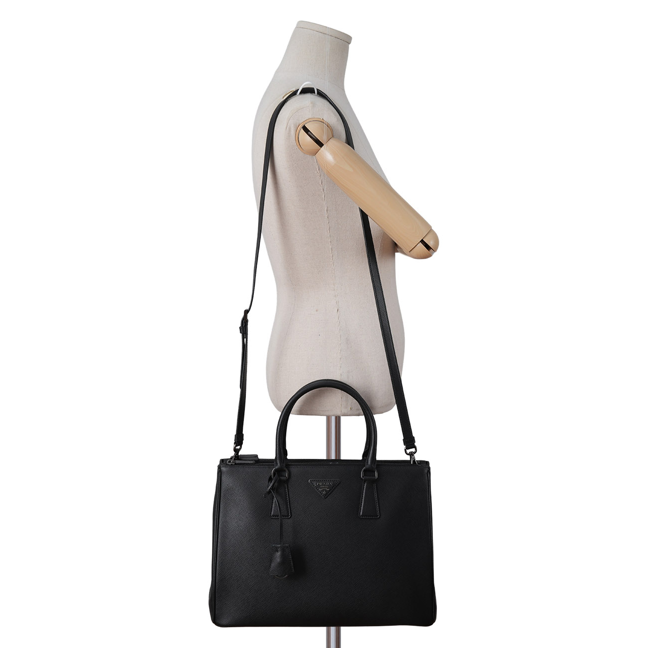 PRADA(USED)프라다 1BA274 갤러리아 사피아노 럭스 토트백 올블랙