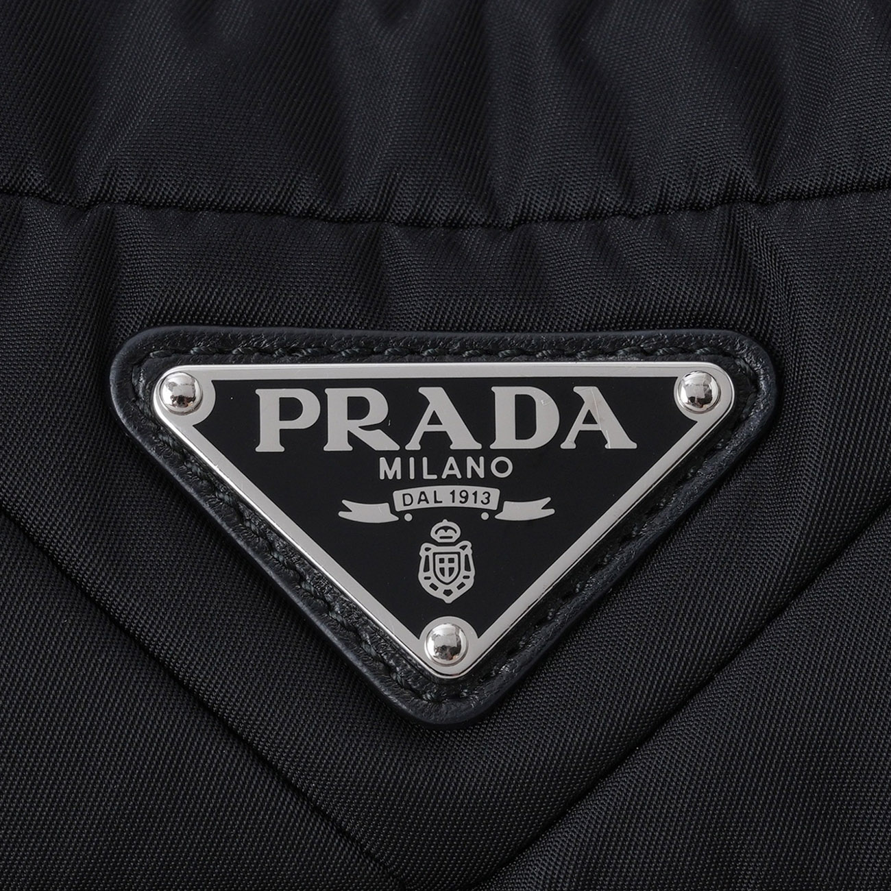 PRADA(USED)프라다 1BC151 리나일론 패딩 호보 백
