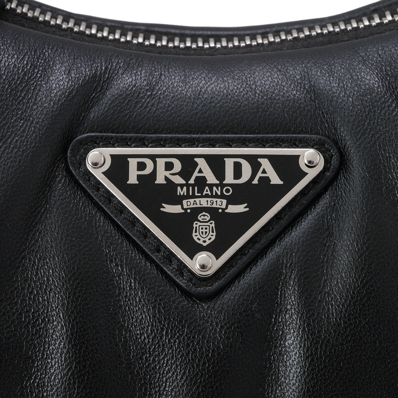 PRADA(USED)프라다 패딩 나파 레더 호보백