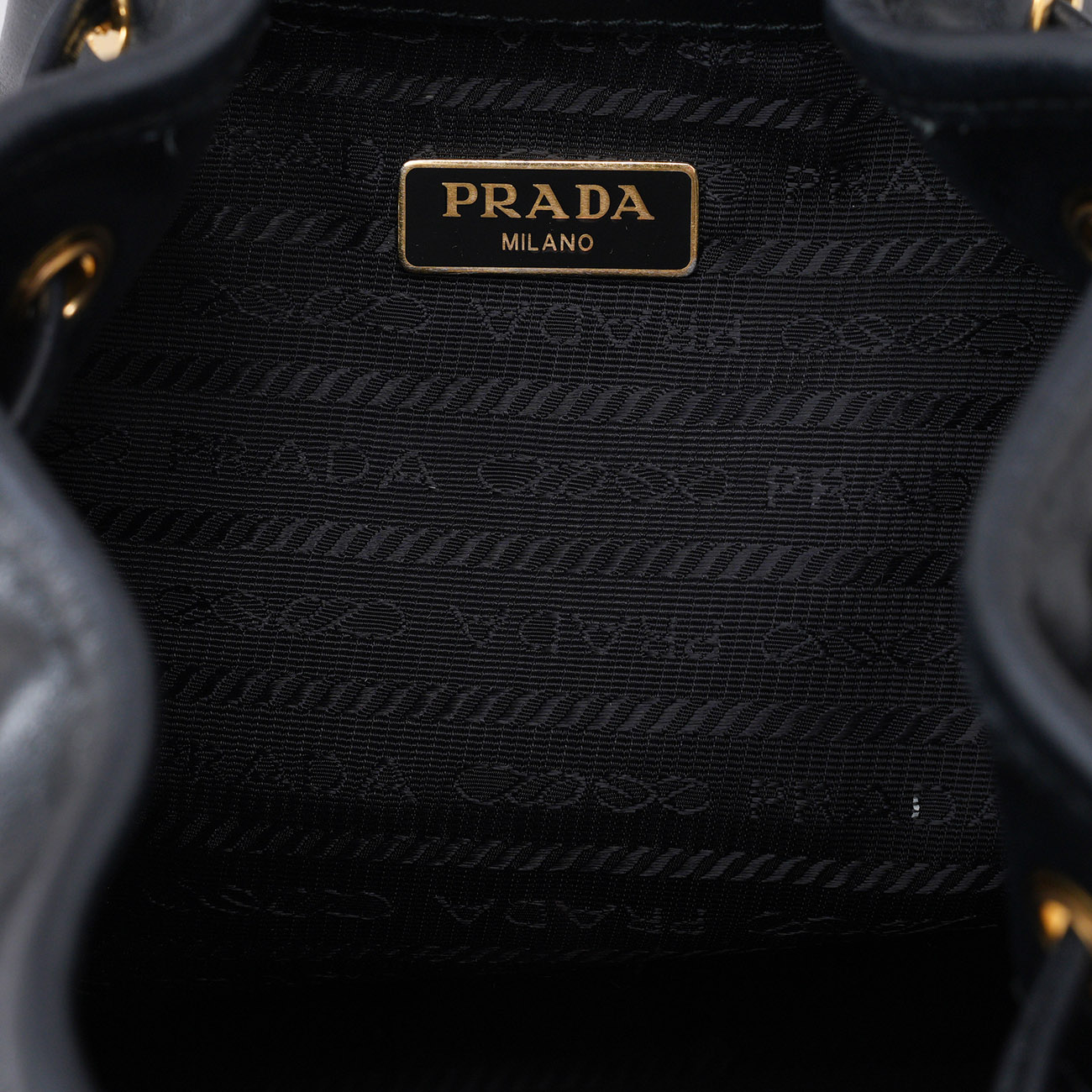 PRADA(USED)프라다 레더 버킷백