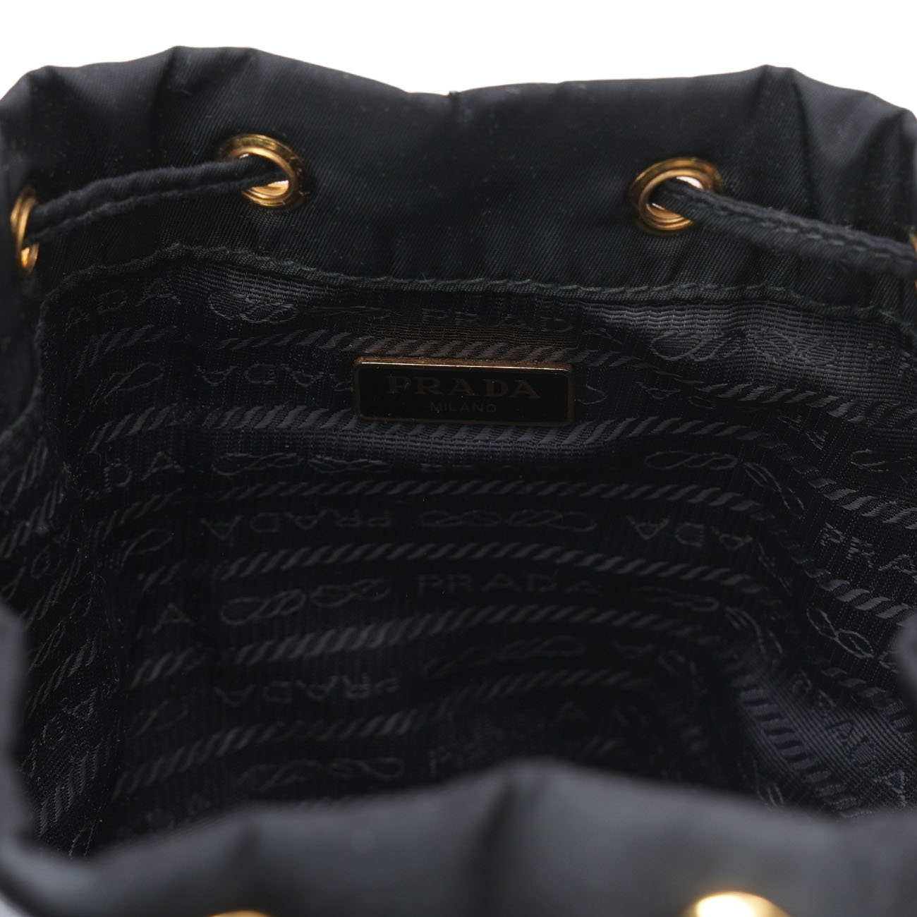 PRADA(USED)프라다 1BH038 리나일론 버킷백