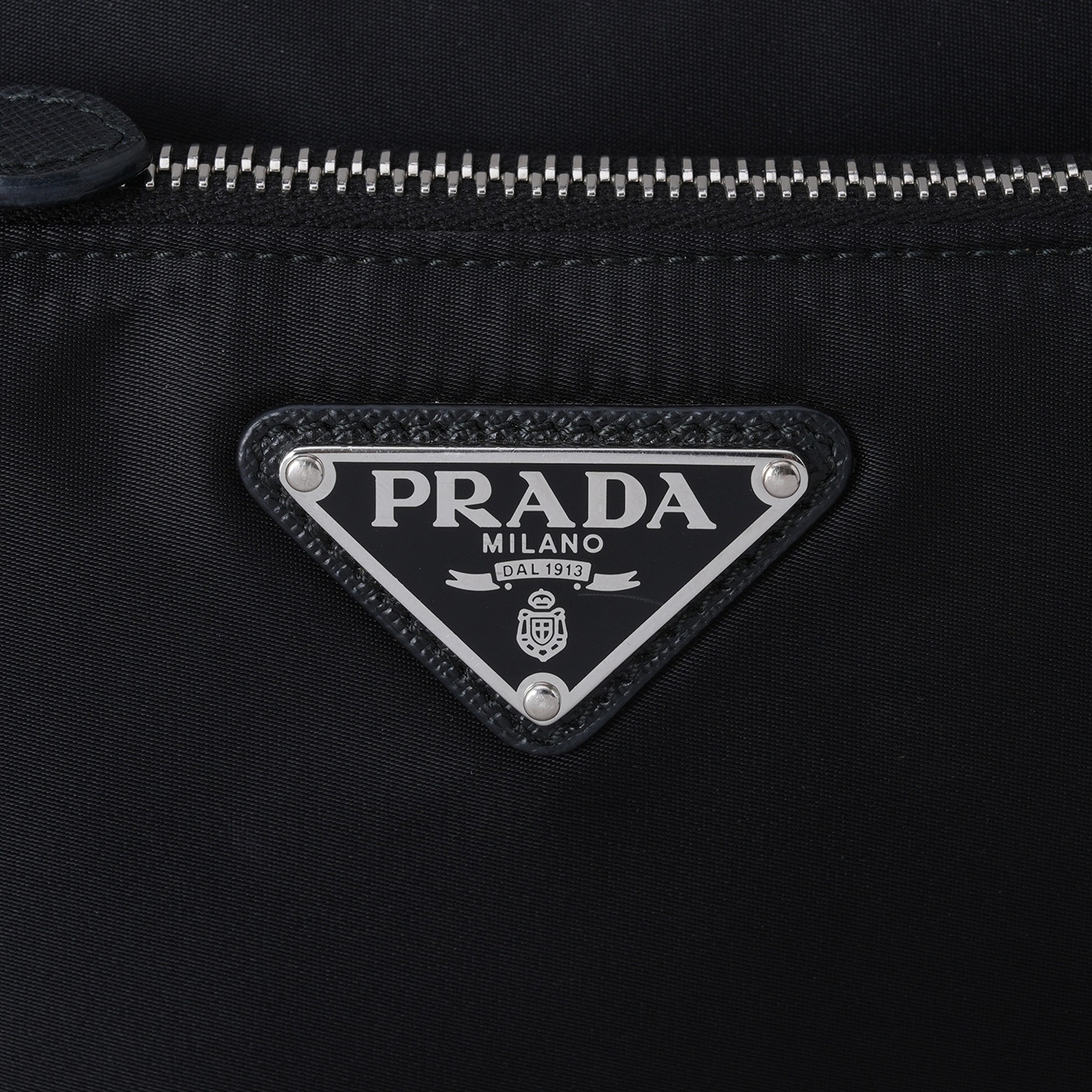 PRADA(USED)프라다 리나일론 크로스백