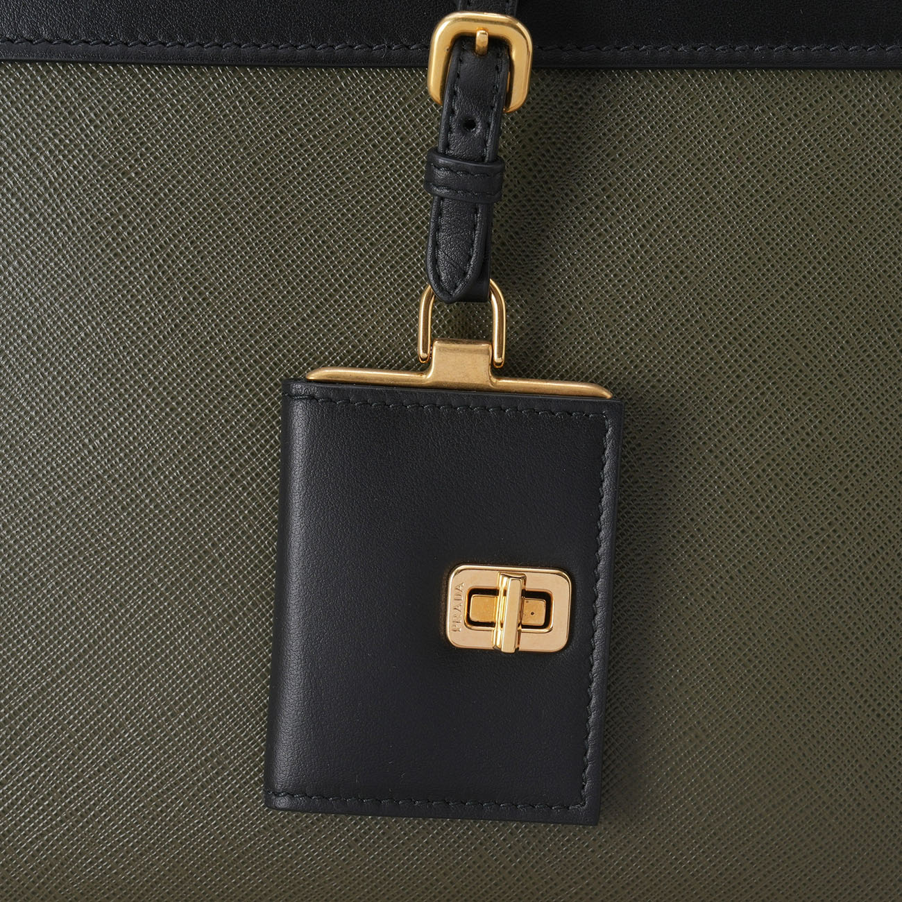 PRADA(USED)프라다 1BA046 사피아노 에스플러네이드