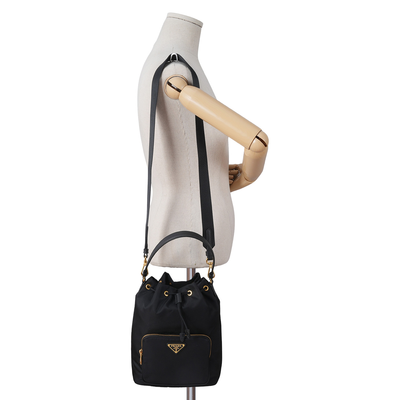 PRADA(USED)프라다 1BH097 나일론 버킷백