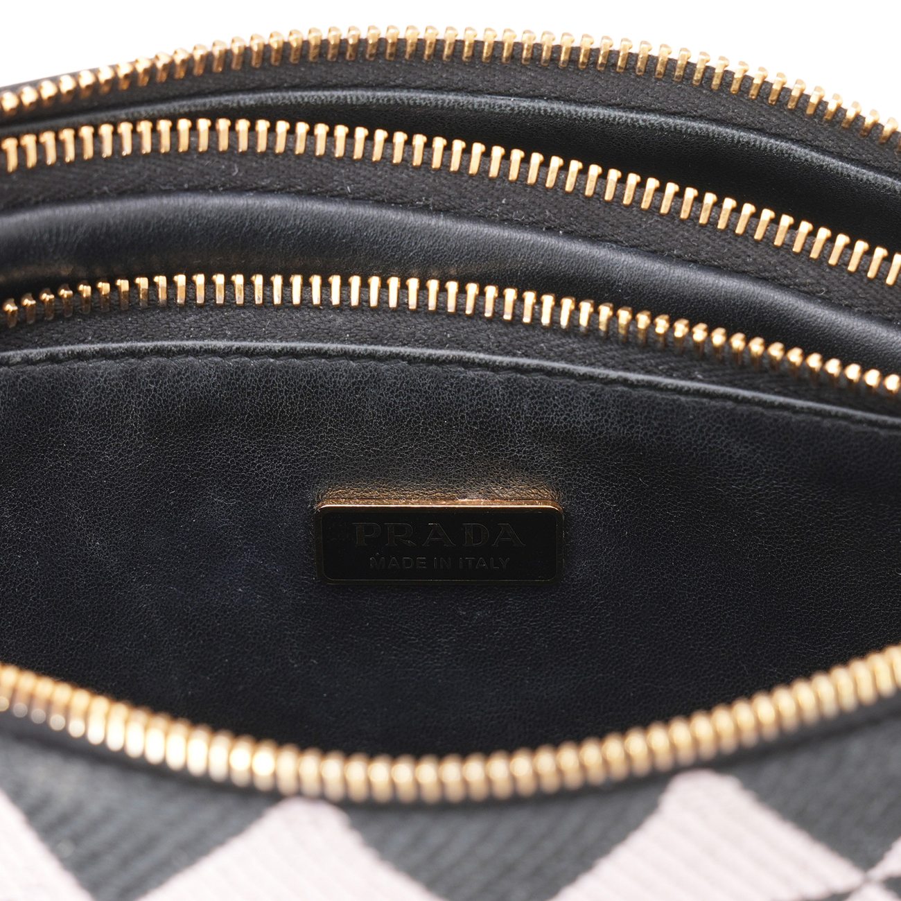 PRADA(USED)프라다 트라이앵글 트윈 숄더백