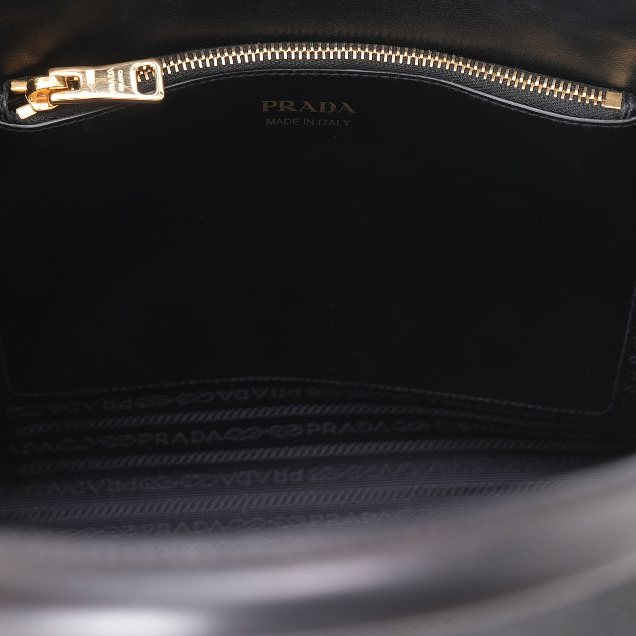 PRADA(USED)프라다 사피아노 모노크롬 토트백