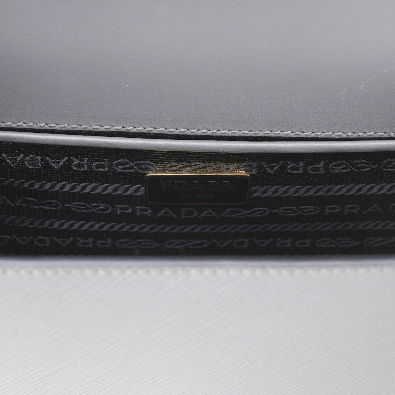 PRADA(USED)프라다 1BD200 사피아노 체인백