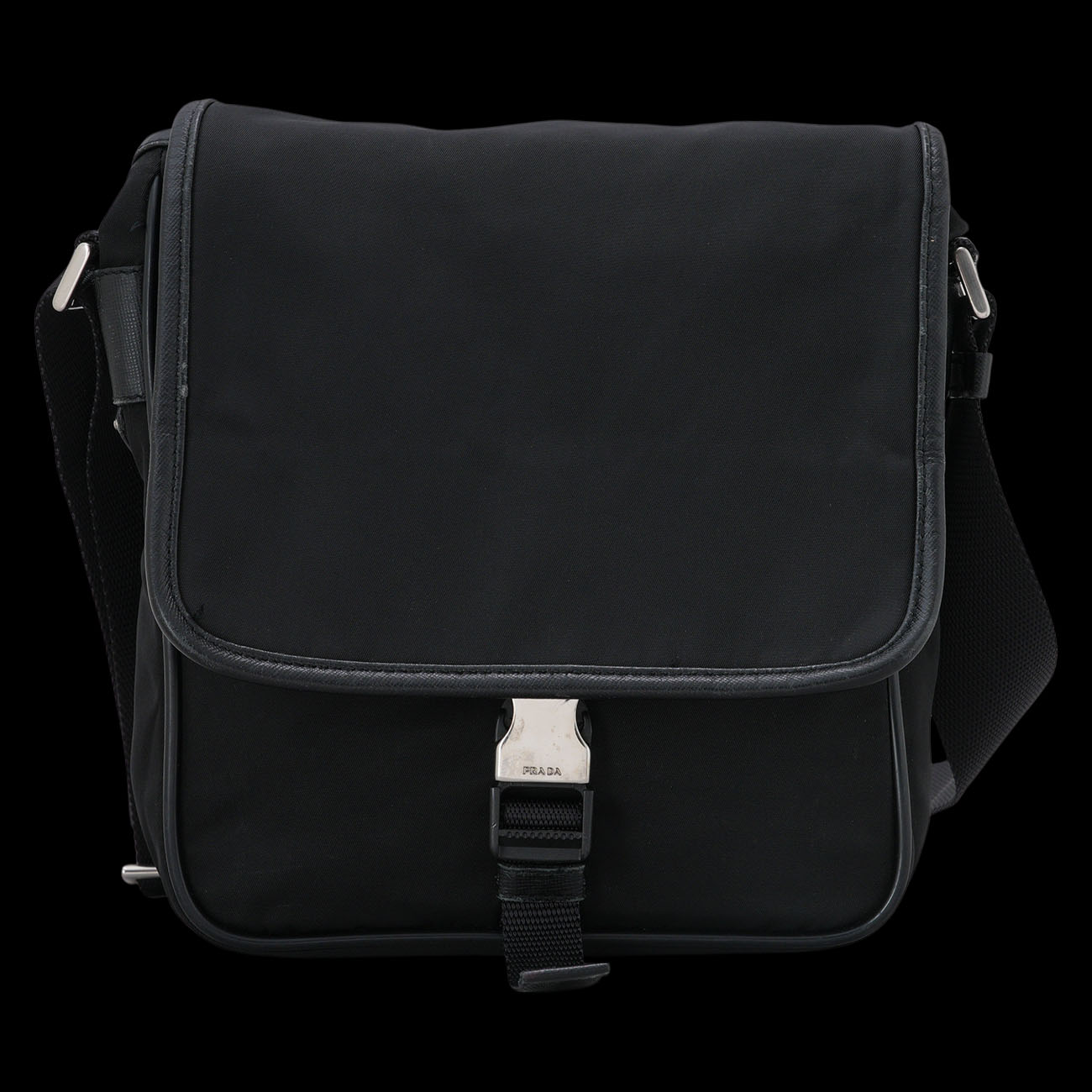 PRADA(USED)프라다 나일론 메신저백