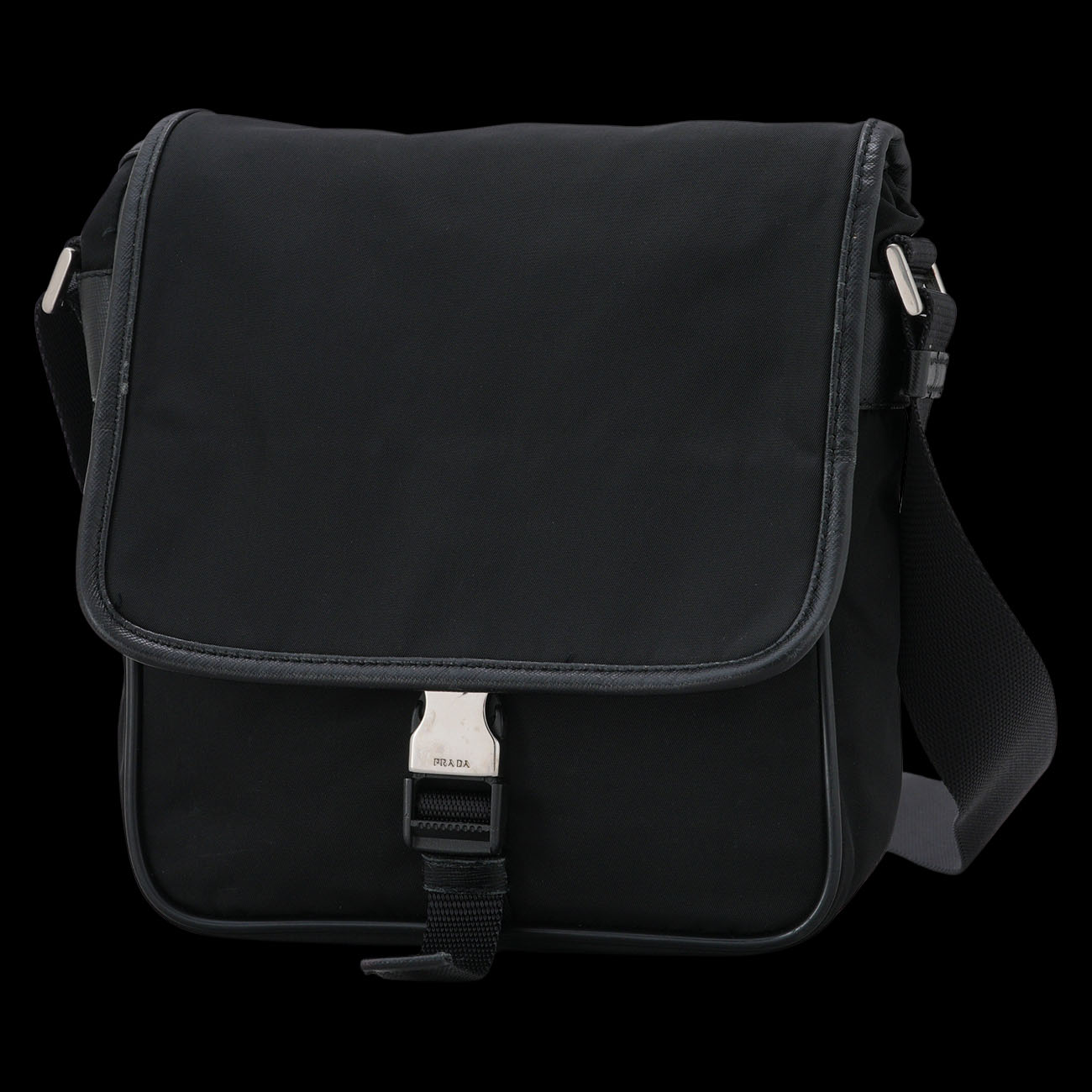 PRADA(USED)프라다 나일론 메신저백