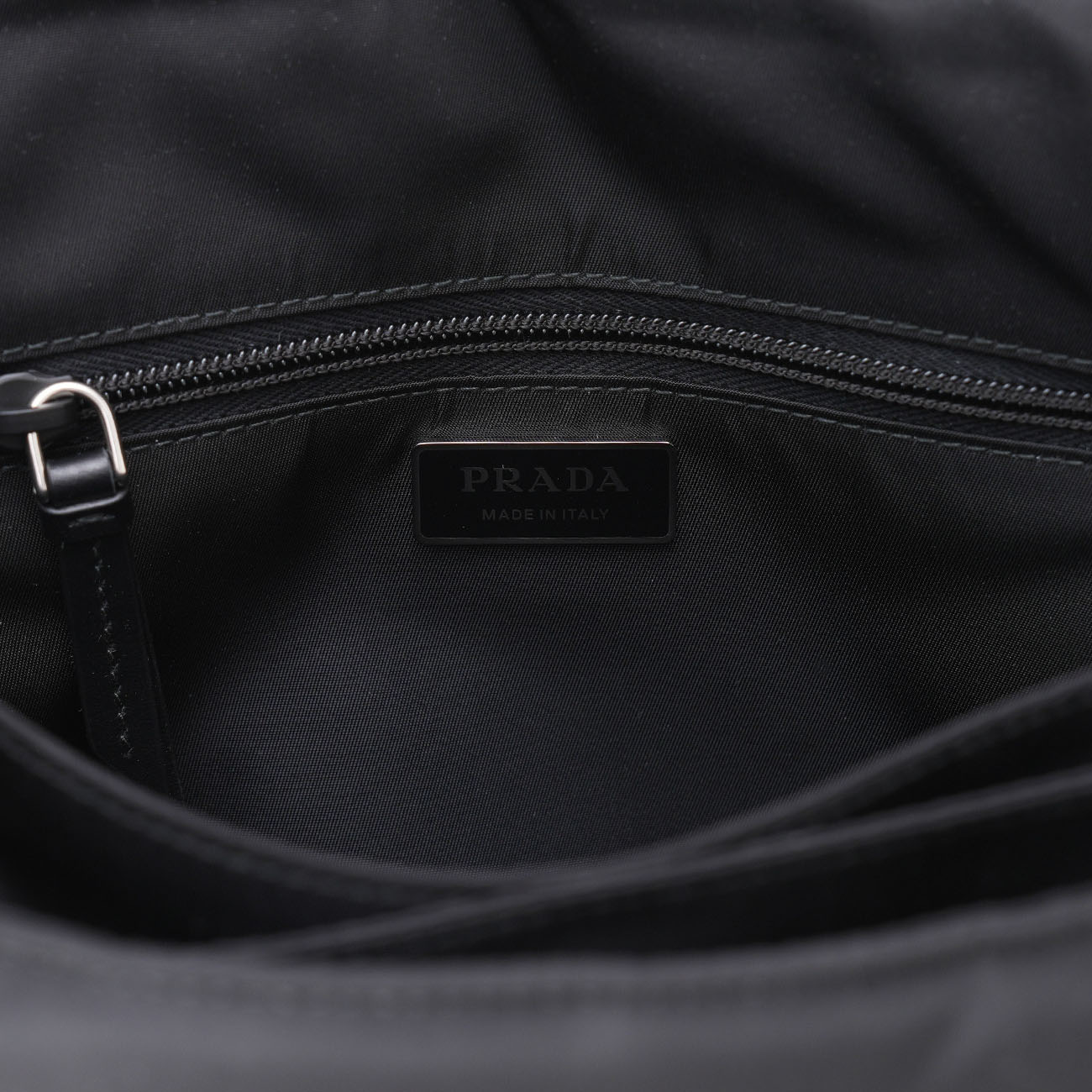 PRADA(USED)프라다 1BD255 미디엄 리나일론 패딩 숄더백