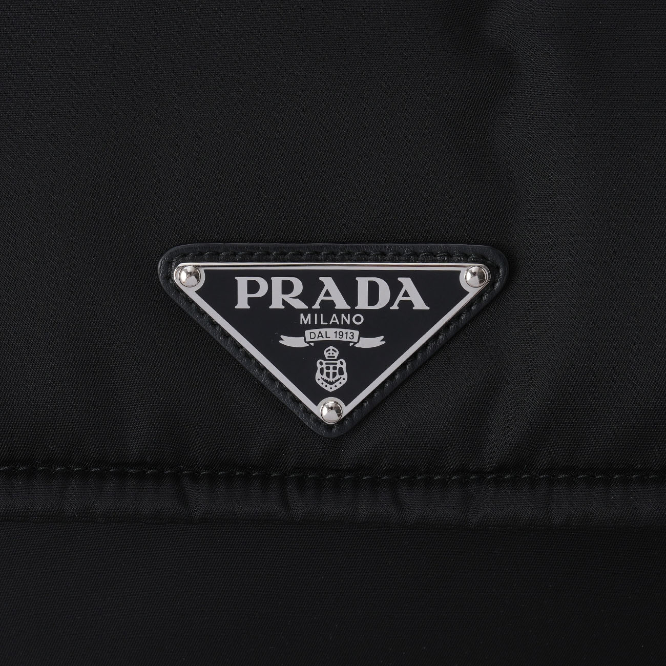 PRADA(USED)프라다 1BD255 미디엄 리나일론 패딩 숄더백